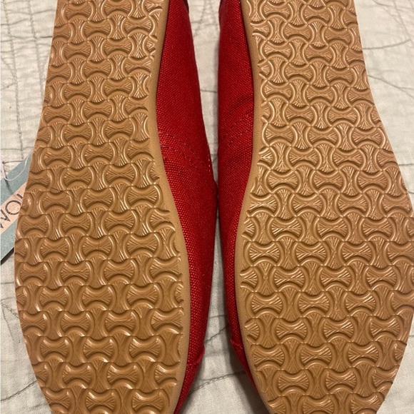 Red Tom slip on shoes - Picture 2 of 3